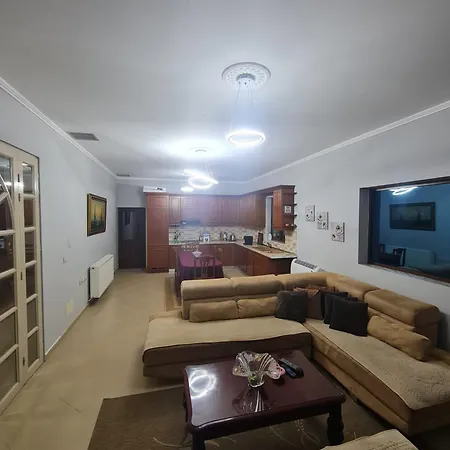 Llanaj *